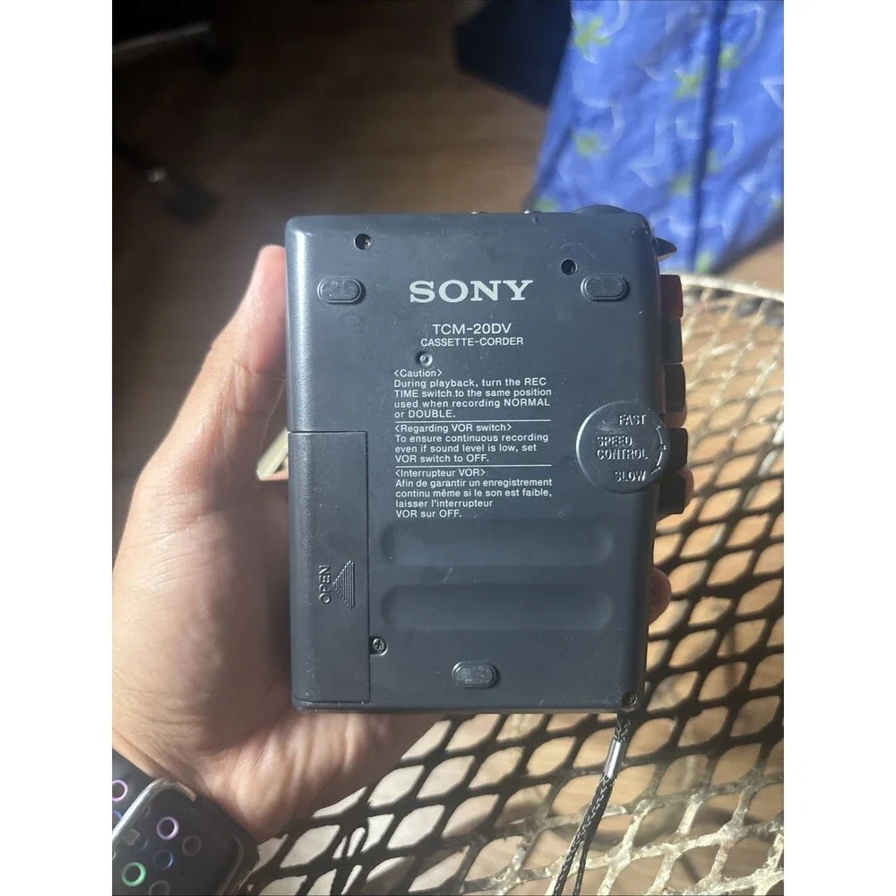Sony TCM-200DV Cassette-Corder Portable Handheld Tape Recorder VOR Clear Voice